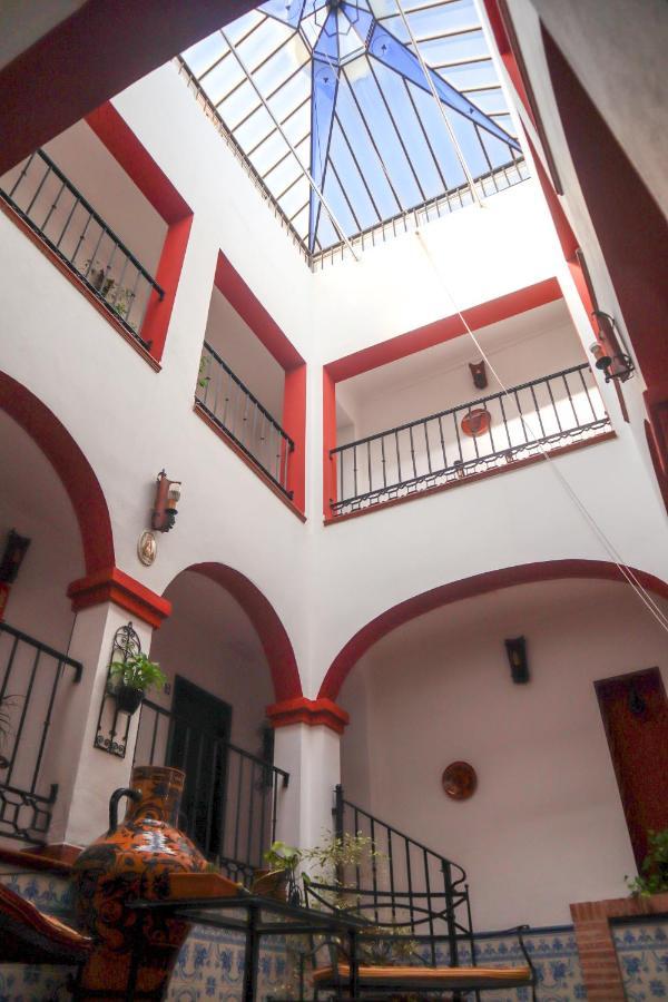 Apartamentos Turisticos Casa Cantillo Carmona  Exterior photo